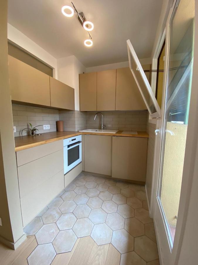 Nice Le Port - Grand Studio Apartment Exterior photo